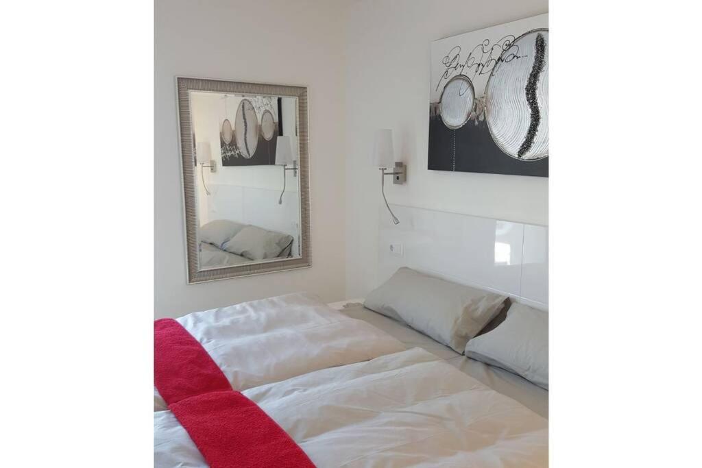 Modern Apartment With Stunning Sea View Cala Millor  Eksteriør bilde