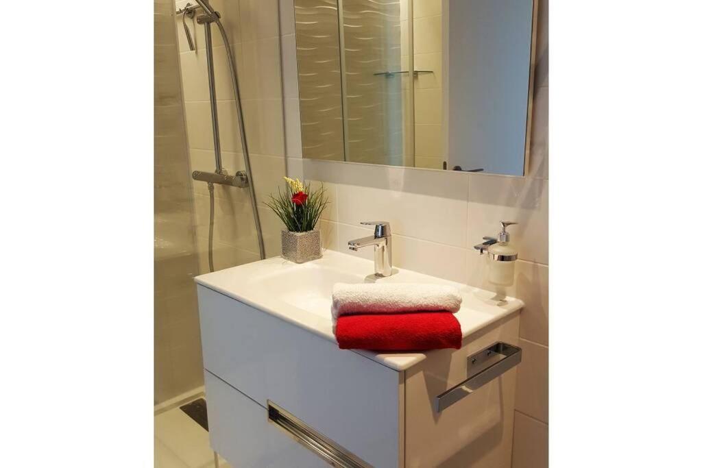 Modern Apartment With Stunning Sea View Cala Millor  Eksteriør bilde